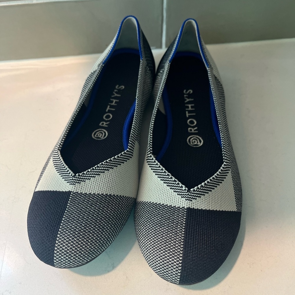 Rothy's Captoe Black and White Slip-On Flats Size 9.5